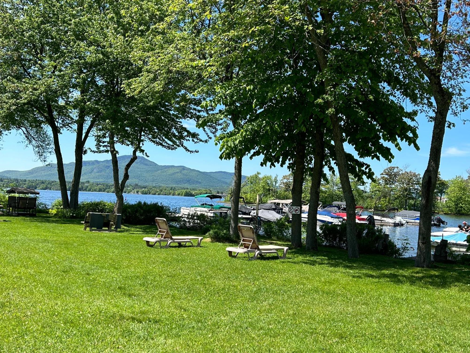 Au P'Tit Cocon Sur Le Lac Magog Exterior foto